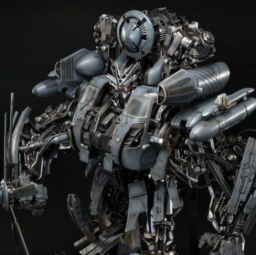 Blackout Transformers Statue by Prime 1 Studio